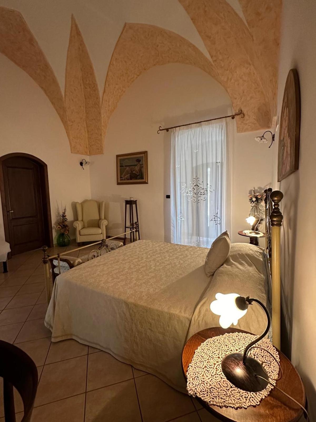 Donna Concetta Casa Vacanze Felline Exteriér fotografie